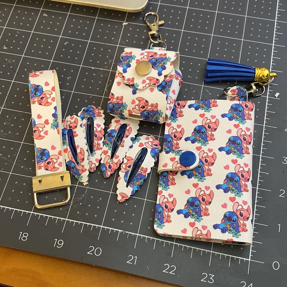 Credit card holder hair clips airpod case wristlet